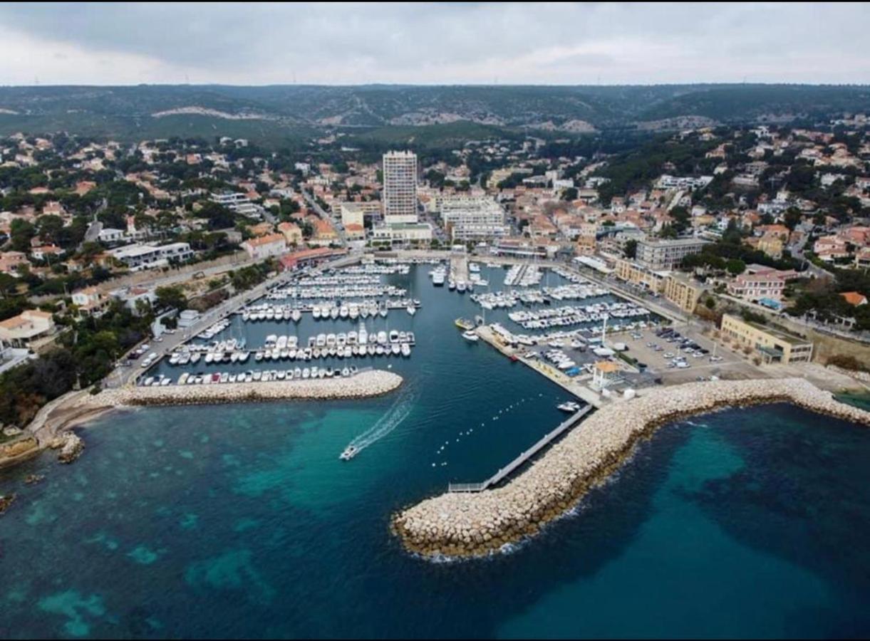 Port De Carry Le Rouet Apartment Luaran gambar