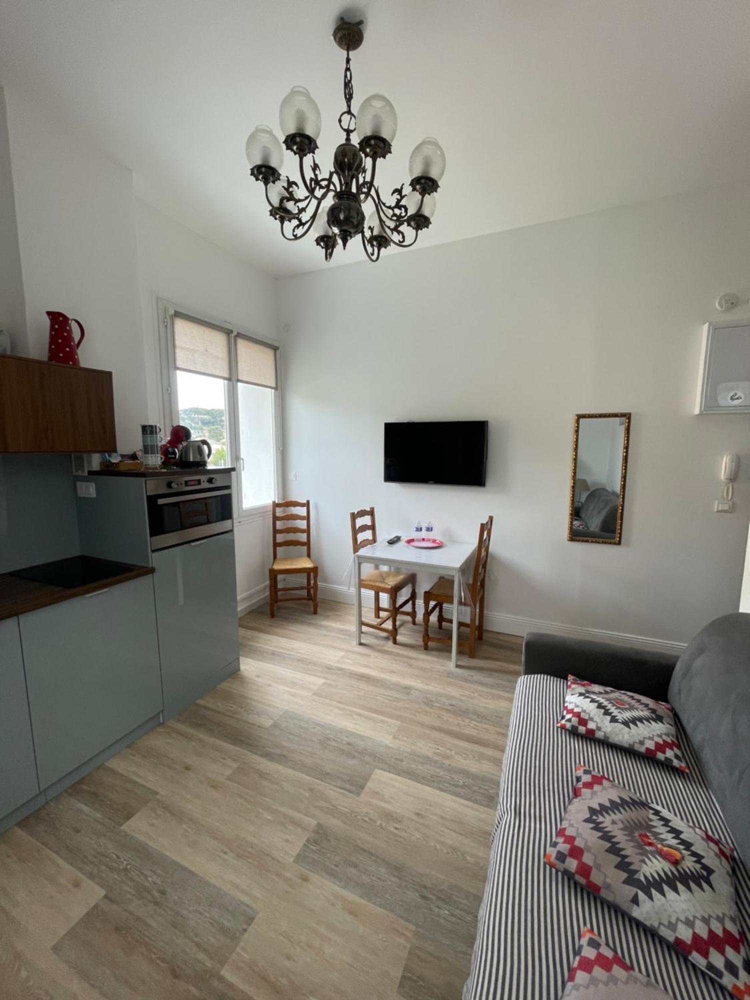 Port De Carry Le Rouet Apartment Luaran gambar